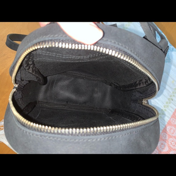 NWT Genuine Roots Leather Backpurse - Picture 5 of 5